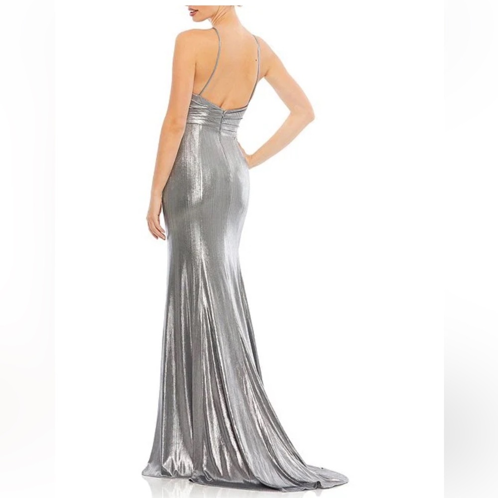 Leena for Mac Dugal Metallic faux wrap spaghetti strap gown Dress size 4 New